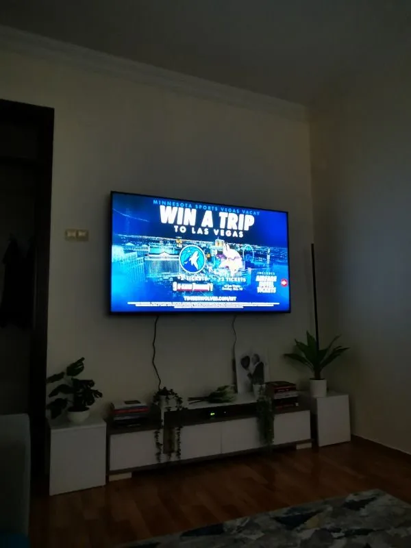 Vestel 43U9630 43” 108 Ekran Uydu Alıcılı 4K Ultra HD Smart LED TV