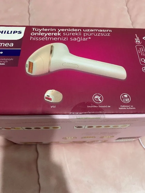 Philips Lumea BRI950/00 Lumea Lazer Epilasyon IPL Tüy Alma Cihazı Yüz+Vücut+Hassas Bölge Kullanımı,Kablolu/Kablosuz Kullanım