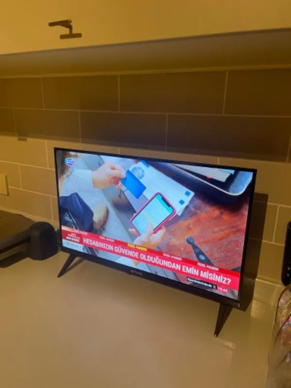 Onvo 24OVF6000H 24 inç HD Ready Smart TV LED Ekran 60 Hz Dahili Uydu Alıcılı