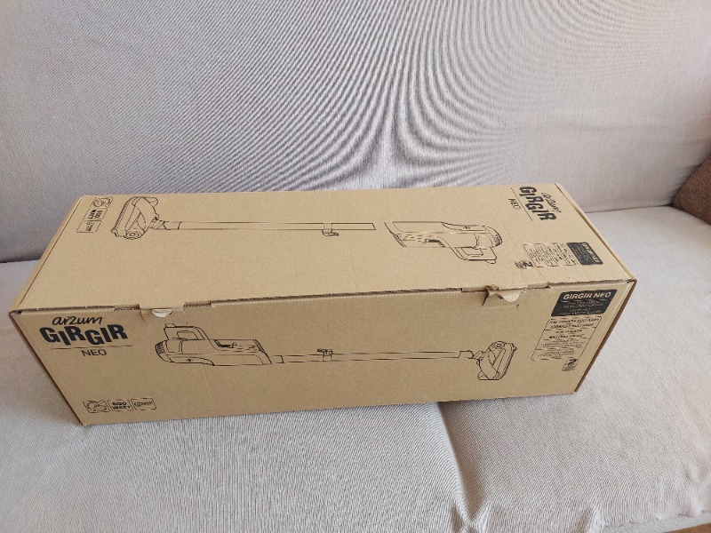 Arzum AR4111 Gırgır Neo 2’si 1 Arada Toz Torbasız Dikey Elektrikli Süpürge 1 L Toz haznesi, 500W, Siyah
