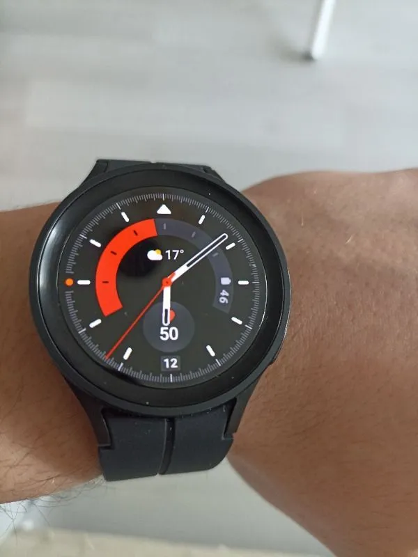 Samsung Galaxy Watch 5 Pro Akıllı Saat Gri 45mm SM-R920NZTATUR