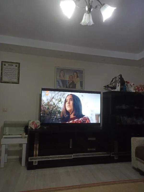 Toshiba 65UV3463DT 65” 164 Ekran Uydu Alıcılı 4K Ultra HD VİDAA Smart LED TV