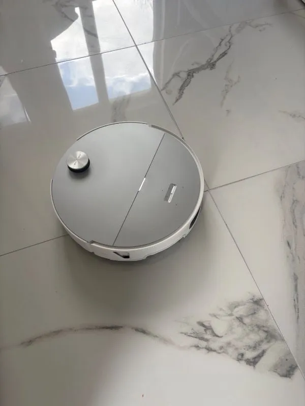 Roborock Saros 20 Sonic Akıllı Robot Süpürge 36.000 Pa – Beyaz