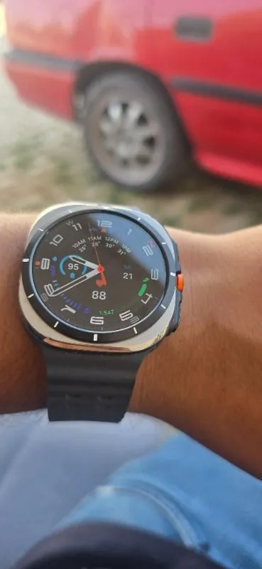 Samsung Galaxy Watch Ultra 2025 Akıllı Saat Titanyum