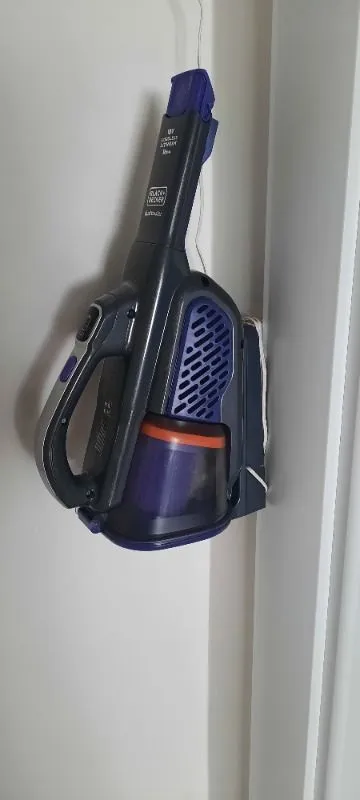 Black & Decker BHHV520BFP-QW 18V Şarjlı Standard Girişli Pet Başlıklı Uzayabilen El Süpürgesi