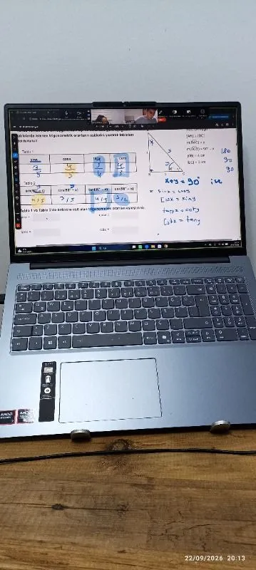 Lenovo Ideapad Slim 3 16ARP10 Amd Ryzen 7 170 16GB 512GB SSD 16″ Wuxga (1920X1200) IPS Panel Freedos Taşınabilir Bilgisayar 83K80085TR