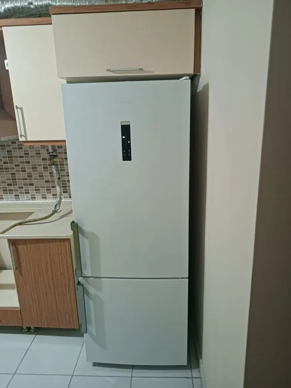 Grundig Gpknd 477 E Enerji Sınıfı 475LT Duo-No Frost Kombi Tipi Buzdolabı Beyaz
