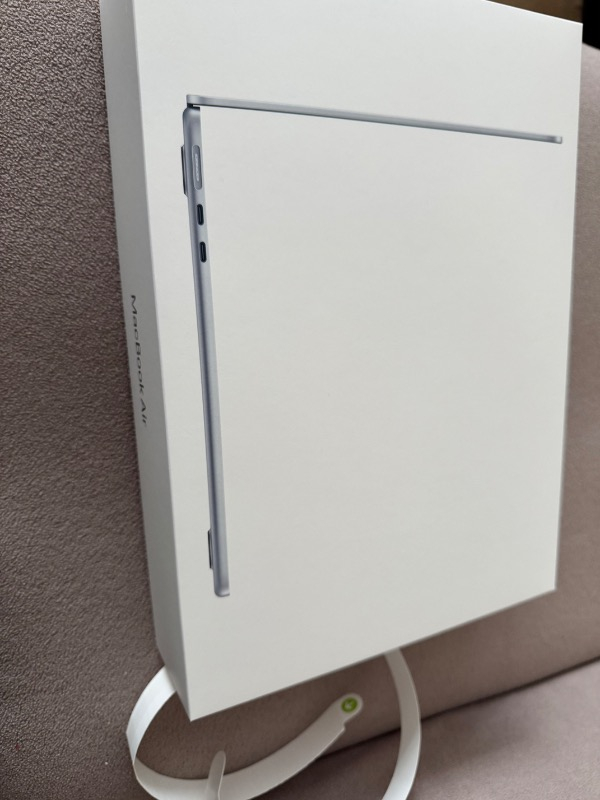 Apple MacBook Air M5 16GB 512GB SSD macOS 13″ Taşınabilir Bilgisayar Gök Mavisi MDHH4TU/A