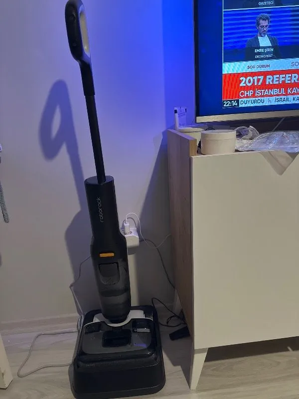 Roborock F25 Ace Islak Kuru Akıllı Dikey Süpürge – Siyah