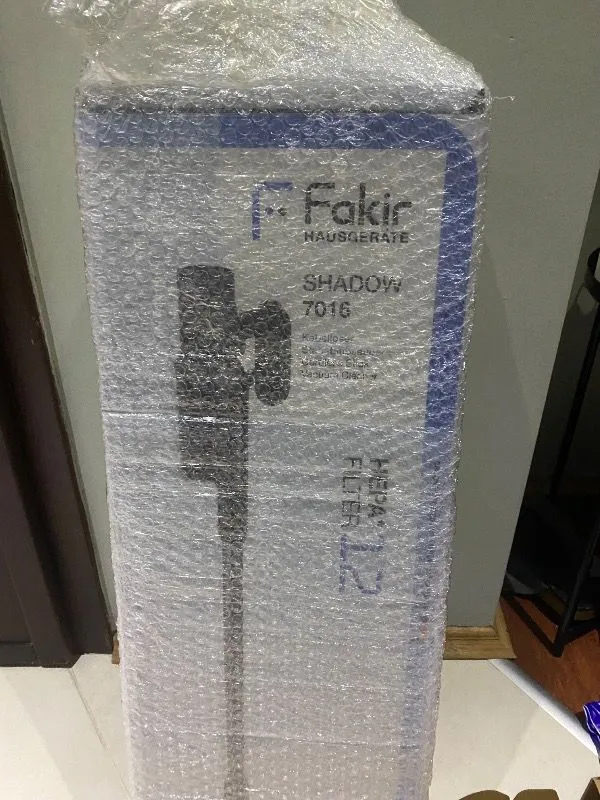 Fakir Shadow 7016 Kablosuz Şarjlı Elektrikli Süpürge HEPA Filtreli Gri Renk 0.5 L Toz Hacmi