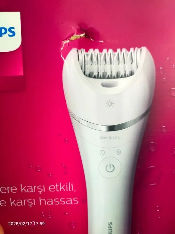 Philips BRE700/05 Kablosuz Epilatör Islak-Kuru Kullanım Özelliği ile Bacak Yüz Koltuk Altı Bikini Bölgesi İçin