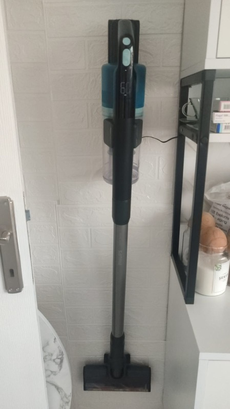 Philips 6000 Serisi Kablosuz Dikey Süpürge, PowerCyclone 11, Aqua Modül ile Kolay Mop, TriActive LED Başlık, 64 Dakika Kullanım, XC6553/01