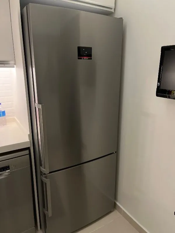 Bosch KGN76CIE0N Serie 6 186 x 75 cm Kolay Temizlenebilir Inox Alttan Donduruculu Buzdolabı