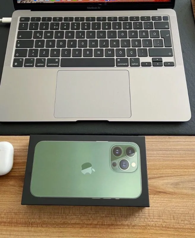 Apple iPhone 13 Pro