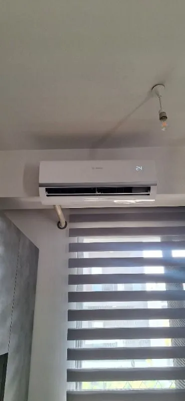 Bosch 9000 BTU Duvar Tipi Klima CL2000U W 26 E A++ Inverter Özelliği ile Sessiz Çalışma