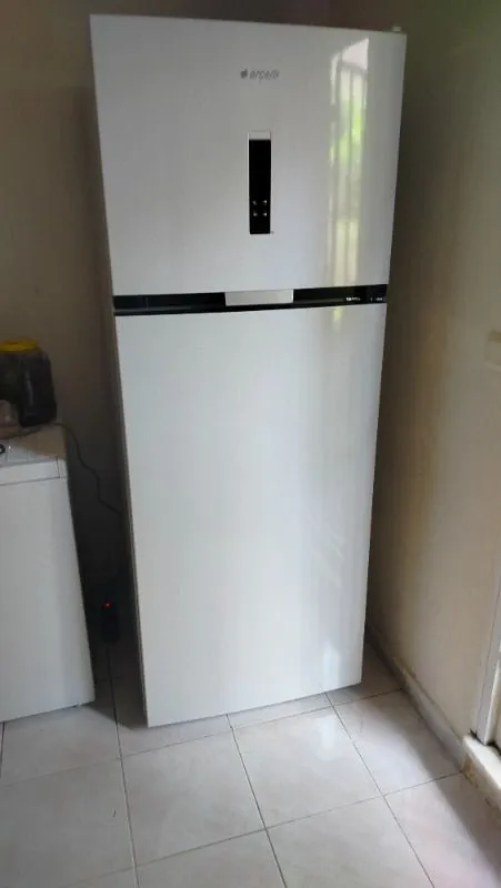 Arçelik 570477 EB Üstten Donduruculu Buzdolabı