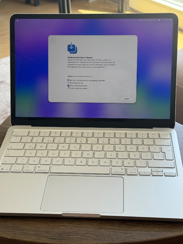Apple MacBook Neo A18 Pro 8GB 512GB SSD macOS 13″ Taşınabilir Bilgisayar Gümüş MHFC4TU/A