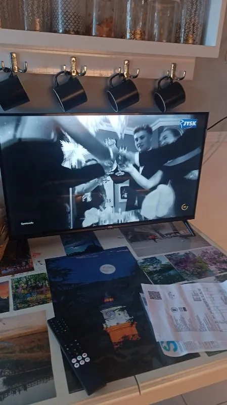 TCL 32S5K 32” 82 Ekran Uydu Alıcılı Full HD Android QLED TV