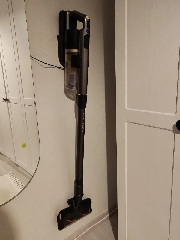 Philips XC7057/01 7000 Serisi 25.2 V Kablosuz Dikey Süpürge