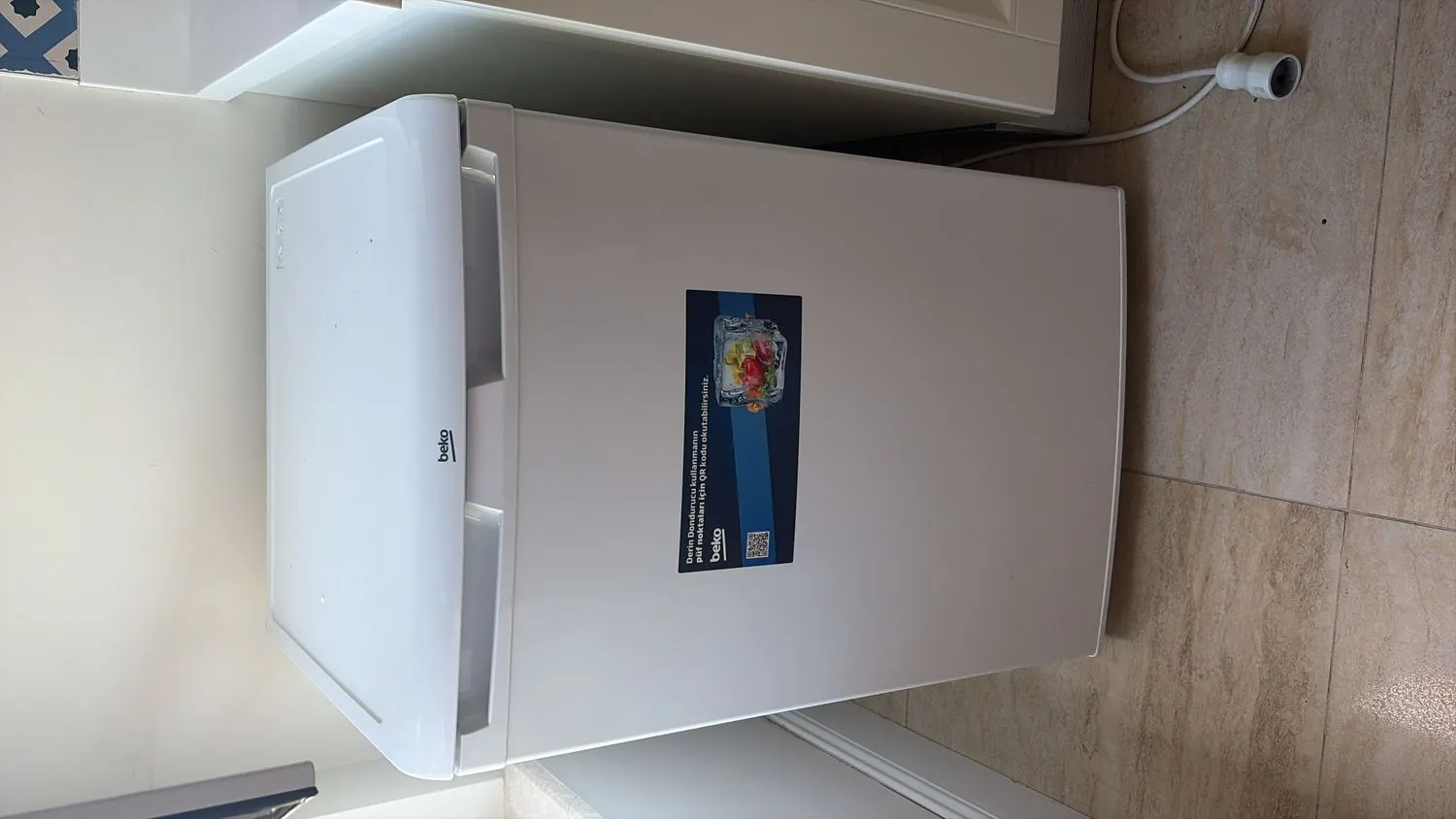 Beko 7032 MB 3 Bölmeli Derin Dondurucu