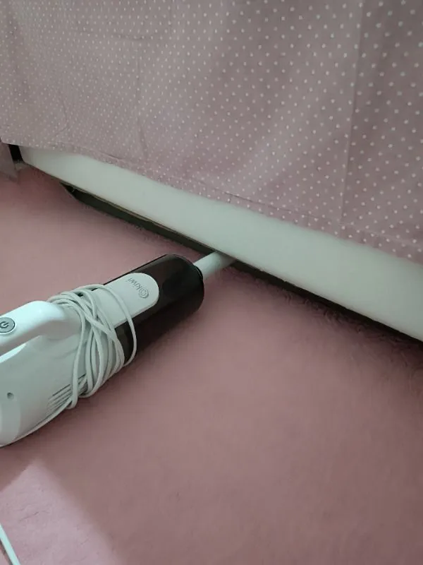 Kiwi KVC-4109 2’si 1 Arada Beyaz Dikey Elektrikli Süpürge 800 ml Toz Haznesi ile El Tipi Kullanım Özelliği