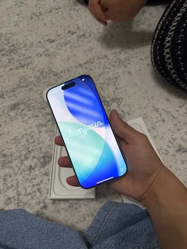Apple iPhone 17