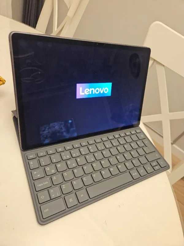Lenovo Idea Tab Plus 8GB 256GB Depolama 12.1″ 2.5K (2560×1600) IPS 600nits 90Hz Android Tablet + Klavyeli Kılıf + Kalem ZAG70609TR