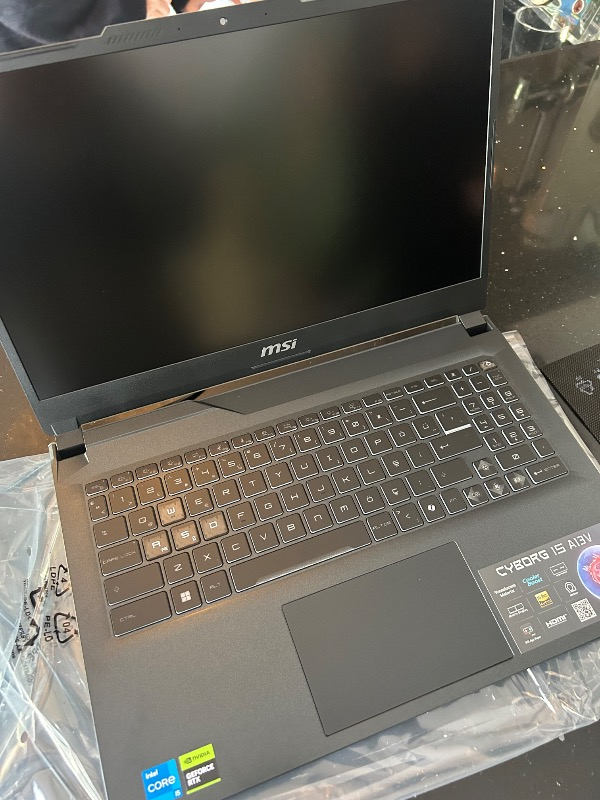 MSI CYBORG 15 A13VE-2268XTRNN Intel Core i5 13420H 16GB 512GB SSD RTX4050 Freedos 15.6″ FHD Taşınabilir Bilgisayar