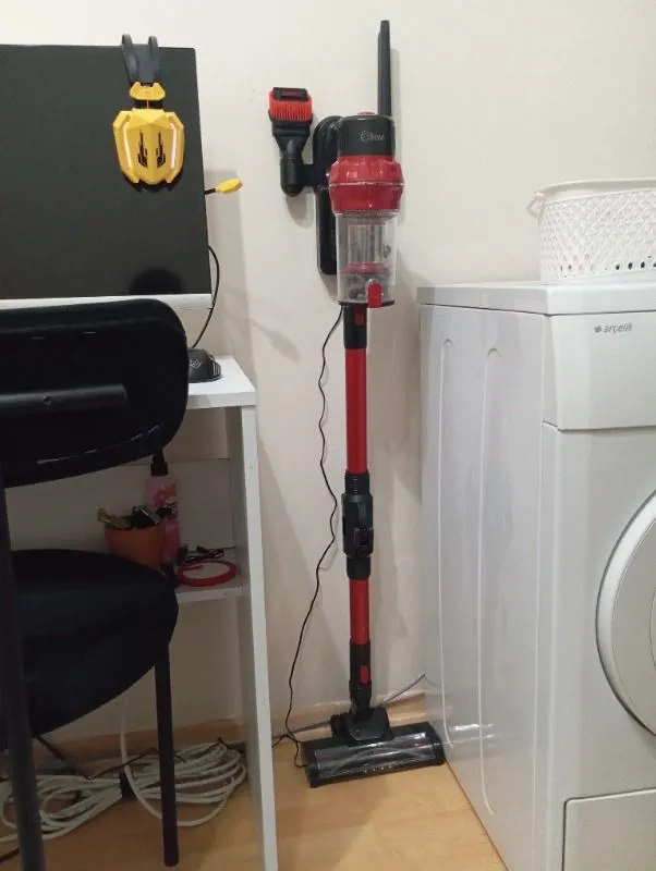 Kiwi KVC-4040BLF Şarjlı Dikey Süpürge – Siyah – 14,8 Volt