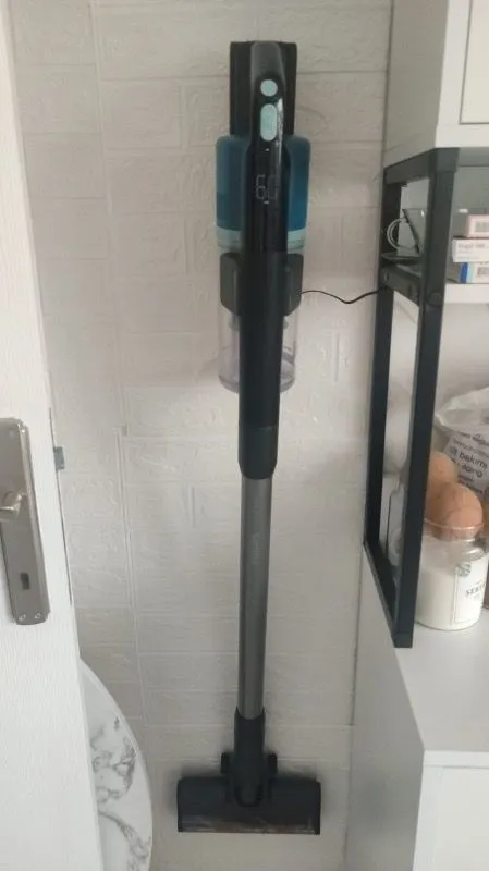 Philips 6000 Serisi Kablosuz Dikey Süpürge, PowerCyclone 11, Aqua Modül ile Kolay Mop, TriActive LED Başlık, 64 Dakika Kullanım, XC6553/01