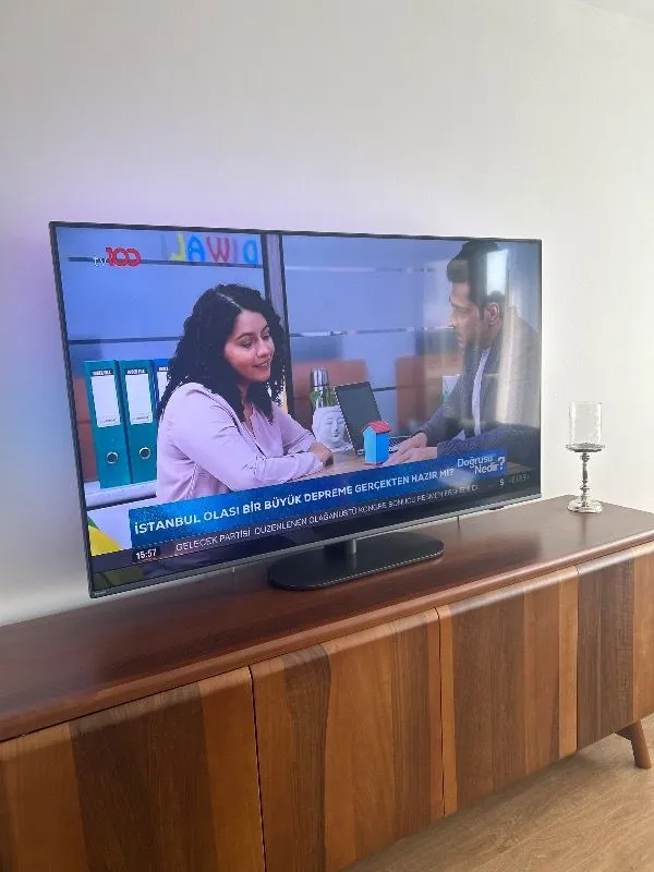 Philips The One 55PUS9000 55″ 140 Ekran Uydu Alıcılı 4K Ultra HD Smart Ambilight QLED TV