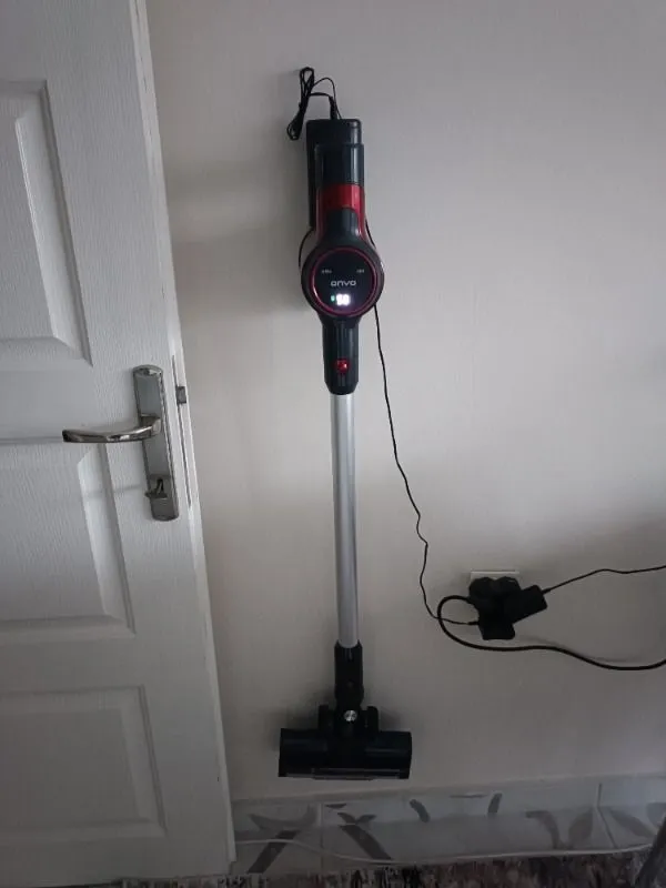 Onvo OVDSS01 LED Aydınlatmalı Dikey Şarjlı Süpürge