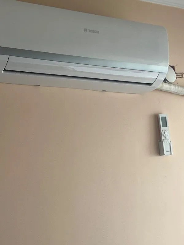 Bosch 9000 BTU Duvar Tipi Klima CL2000U W 26 E A++ Inverter Özelliği ile Sessiz Çalışma