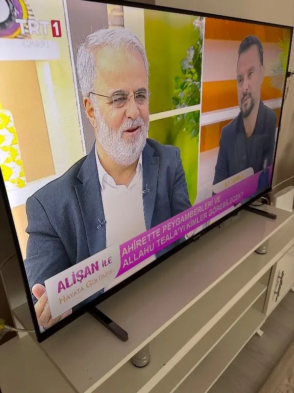 Grundig 65GQ750A 65” 165 Ekran Uydu Alıcılı 4K Ultra HD Google Smart QLED TV