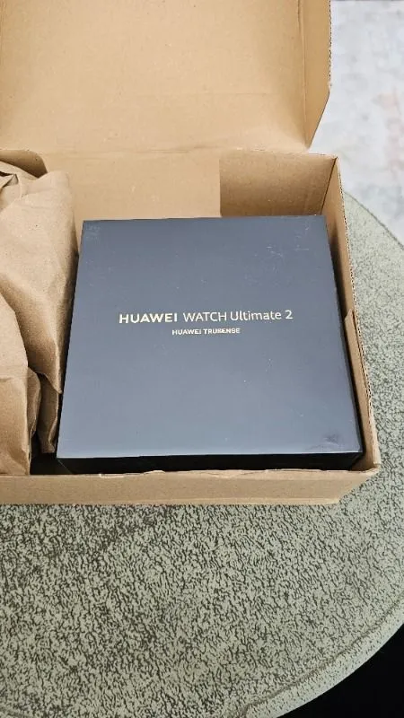 Huawei Watch Ultimate 2, Zirkonyum Bazlı Sıvı Metal Kasa,150m Dalış Desteği, Bluetooth Arama, Hassas Sağlık Takibi, iOS & Android Uyumlu